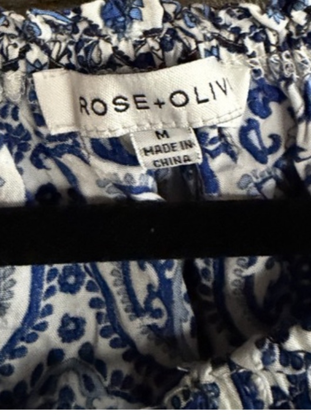Rose + Oliv Paisley Smocked Tank Top Blue White Boho Cami Adjustable Straps M - Picture 3 of 3